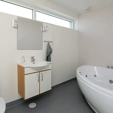 6 Person In Thyholm-by Traum Thyholm