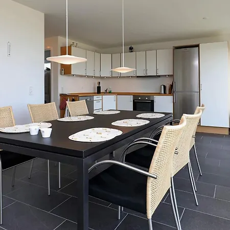 6 Person In Thyholm-by Traum * Thyholm