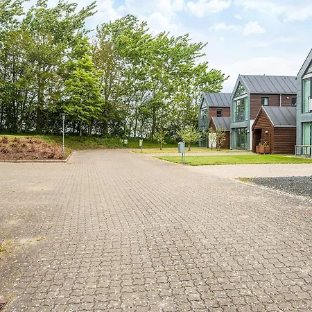 6 Person In Thyholm-by Traum